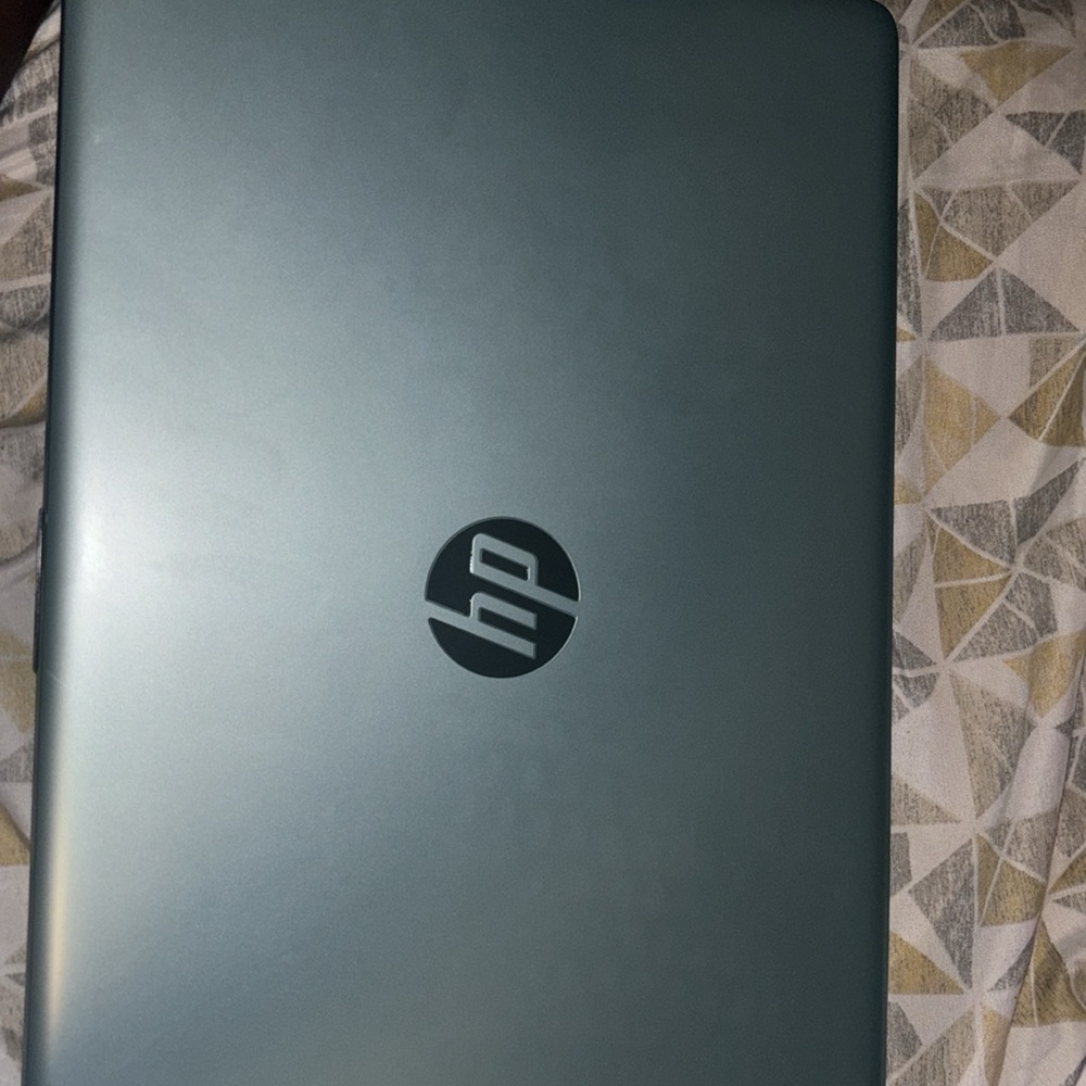 HP LAPTOP-U7QIFPSF Processor intel(R) Premium(R) CPU 5405U @ 2.30GHz 2.30GHz.
